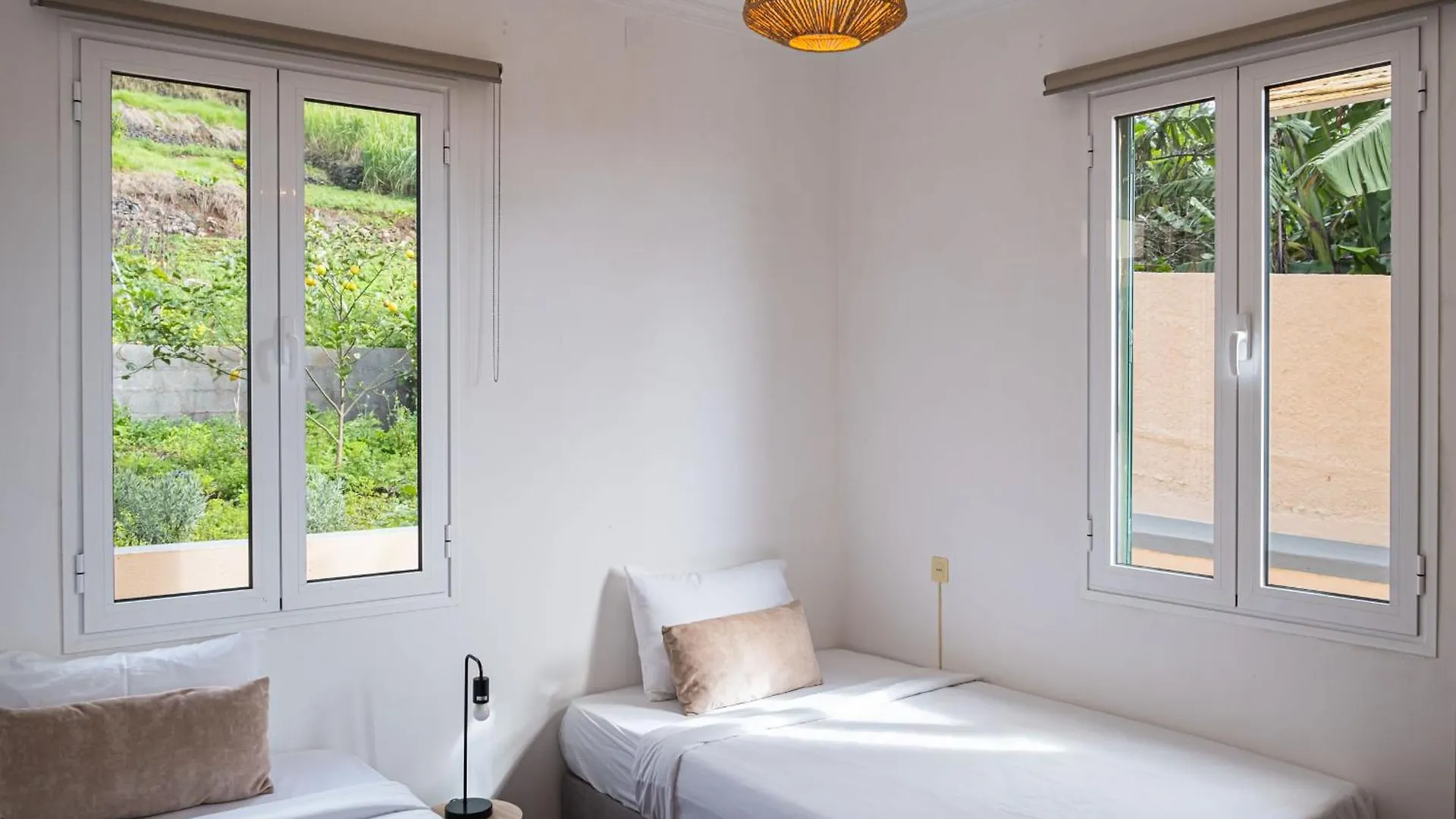 Ponta Do Sol Hills View 2Br 아파트 0*, 폰타도솔 포르투갈